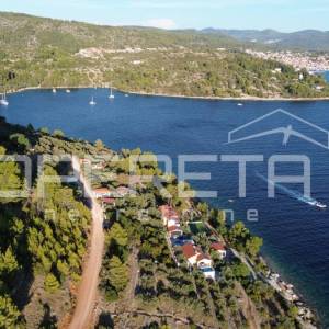 Vela Luka, Sokolić - 602 m2 s pogledom na more i 10 maslina