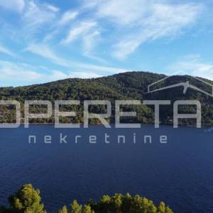 Vela Luka, Sokolić - 602 m2 s pogledom na more i 10 maslina
