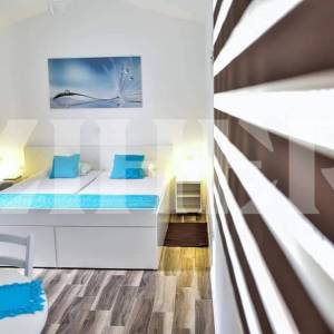 VIR – dvojna kuća, 124,42 m², 350 m od mora, 2 app, garaža, 2 pm