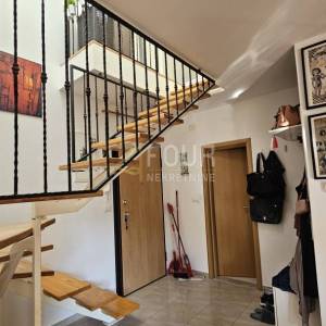 Viškovo, 100.64m2, dvoetažni 3s+db, lođa
