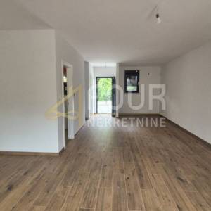 Viškovo, novogradnja, dvoetažni 3s+db, 122m2 