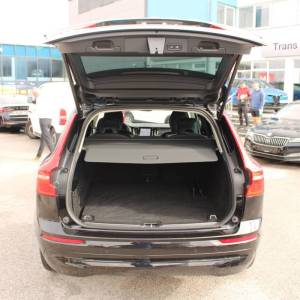 Volvo XC60 2.0D AUTOMATIK 4x4 *LED,NAVIGACIJA,KAMERA* - nije uvoz
