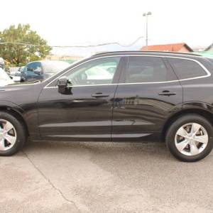 Volvo XC60 2.0D AUTOMATIK 4x4 *LED,NAVIGACIJA,KAMERA* - nije uvoz