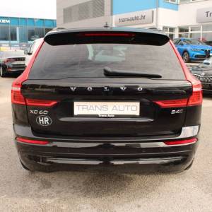 Volvo XC60 2.0D AUTOMATIK 4x4 *LED,NAVIGACIJA,KAMERA* - nije uvoz
