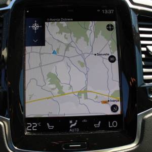Volvo XC90 2.0D B5 AWD Inscription *PANORAMA, HARMAN KARDON*