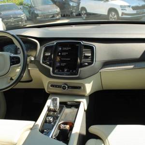 Volvo XC90 2.0D B5 AWD Inscription *PANORAMA, HARMAN KARDON*