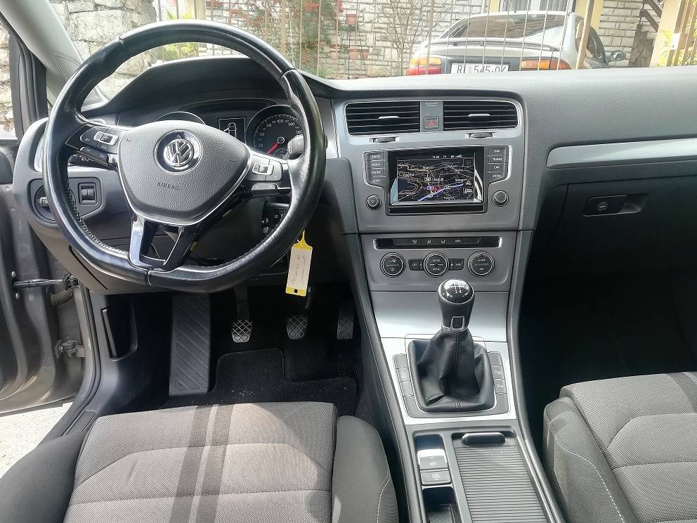 VW GOLF  7  VARIANT
