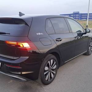 VW Golf 8 2.0 TDI | DSG | navigacija | kamera | LED