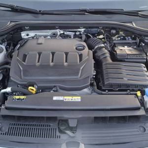 VW Golf 8 2.0 TDI | DSG | navigacija | kamera | LED