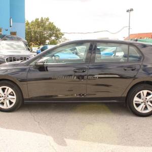 VW Golf VIII 2.0 TDi DSG *LED, NAVIGACIJA, KAMERA*
