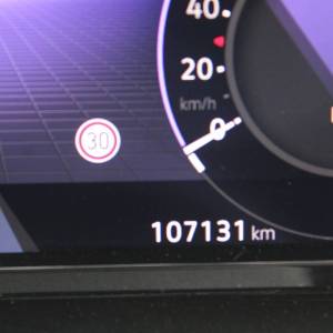 VW Golf VIII 2.0 TDi DSG *LED, NAVIGACIJA, KAMERA*