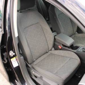 VW Golf VIII 2.0 TDi DSG *LED, NAVIGACIJA, KAMERA*