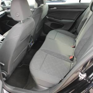 VW Golf VIII 2.0 TDi DSG *LED, NAVIGACIJA, KAMERA*