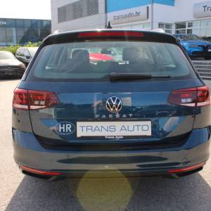 VW Passat Variant 2.0 TDi DSG *LED, NAVIGACIJA*