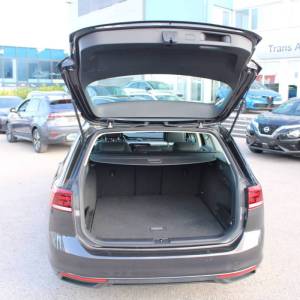 VW Passat Variant 2.0 TDi DSG *VIRTUAL, LED, NAVIGACIJA*