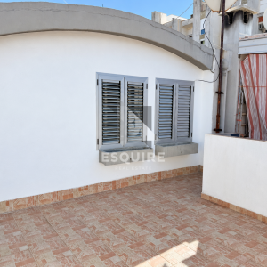 ZADAR – BULEVAR - Kuća u nizu s vrtom na odličnoj lokaciji, dvije spavaće sobe i krovnom terasom!