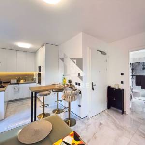 ZADAR - CRVENE KUĆE - Dvosoban stan s vrtom - 80m2