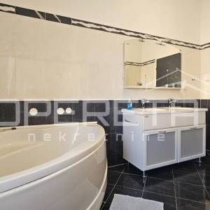 Zadar, Diklovac – 4-sobni stan s pogledom na more