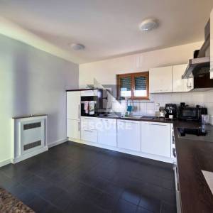 ZADAR - DIKLOVAC dvosoban stan na 1. katu, pogled na more - 80m2