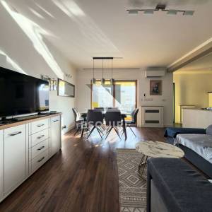 ZADAR - DIKLOVAC dvosoban stan na 1. katu, pogled na more - 80m2