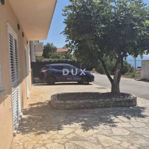 Zadar, Maslenica, kuća, 235 m2, 250 m do plaže