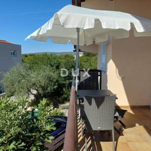 Zadar, Maslenica, kuća, 251 m2, 3 min. do plaže