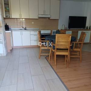 Zadar, Maslenica, kuća, 251 m2, 3 min. do plaže