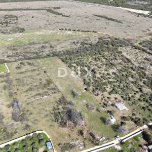 Zadar, Poljica, građevinski teren, 4.877 m²