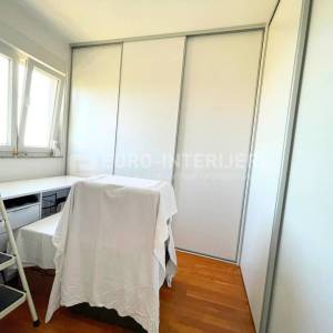 Zagreb, Borčec, dvoetažan četverosoban stan 116 m2 s privatnim vrtom 390 m2 + 2 PM