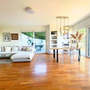 Zagreb, Borčec, dvoetažan četverosoban stan 116 m2 s privatnim vrtom 390 m2 + 2 PM