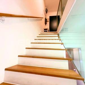 Zagreb, Borčec, dvoetažan četverosoban stan 116 m2 s privatnim vrtom 390 m2 + 2 PM