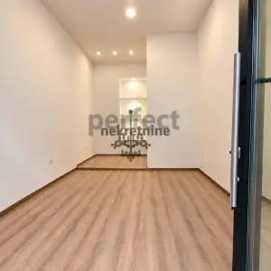 Zagreb-centar, novouređen poslovni prostor, 17m2, atraktivna lokacija