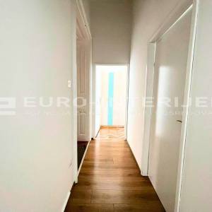 Zagreb Centar Palmotićeva ul. četverosoban stan 100 m² balkon