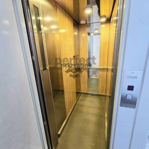 Zagreb-Centar, uređen 2-soban stan, 56m2, 4. kat, lift, parking