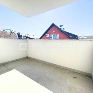 Zagreb, Gajnice, novogradnja (2025.) trosoban stan površine 58 m2 + PM