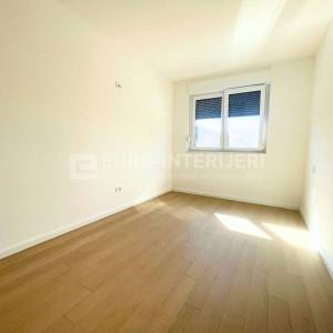 Zagreb, Gajnice, novogradnja (2025.) trosoban stan površine 58 m2 + PM