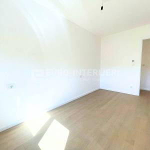 Zagreb, Gajnice, novogradnja (2025.) trosoban stan površine 58 m2 + PM