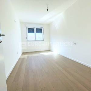 Zagreb, Gajnice, novogradnja (2025.) trosoban stan površine 58 m2 + PM