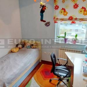 Zagreb, Stenjevec, Gospodska ul., četverosoban stan 113 m² + PM