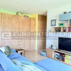 Zagreb Stenjevec Samoborska cesta dvosoban stan NKP 55,36 m² parking
