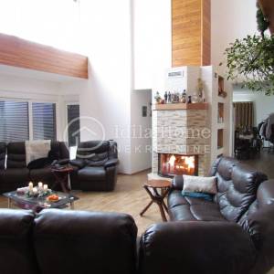 Zagreb/Horvati/vila 440m2sa 1908m2 okućnice/komplet namješteno i opremljeno/PRILIKA!