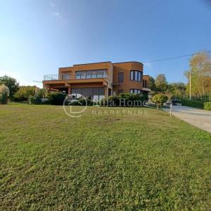 Zagreb/Horvati/vila 440m2sa 1908m2 okućnice/komplet namješteno i opremljeno/PRILIKA!