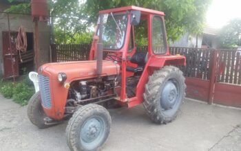 Prodajem traktor IMT 533