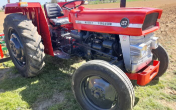 Prodajem Traktor Massey ferguson 152