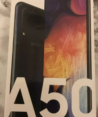 Samsung a50 nov crni