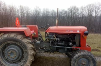 Traktor IMT-558