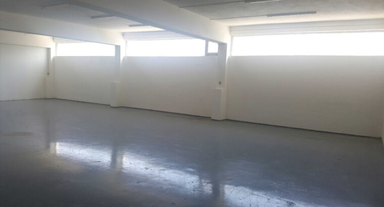 Poslovni prostor: Kaštel Sućurac, 250 m2 (iznajmljivanje)