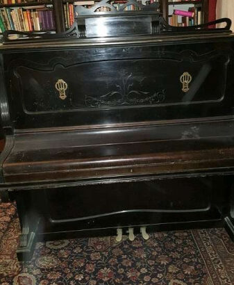 Klavir 1920G