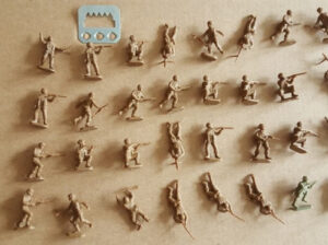 Maketa figurice 1/72 Britanski padobranci