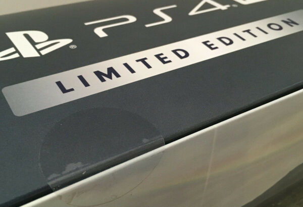 Sony Playstation 4 Pro Limited Edition 1 TB 4K PS4 Pro